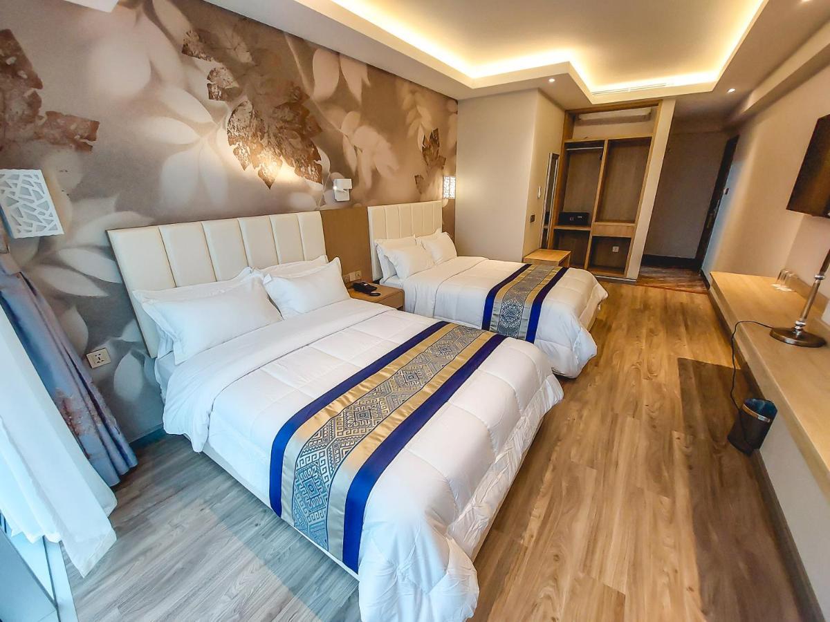Gold Source Hotel Ліма Екстер'єр фото