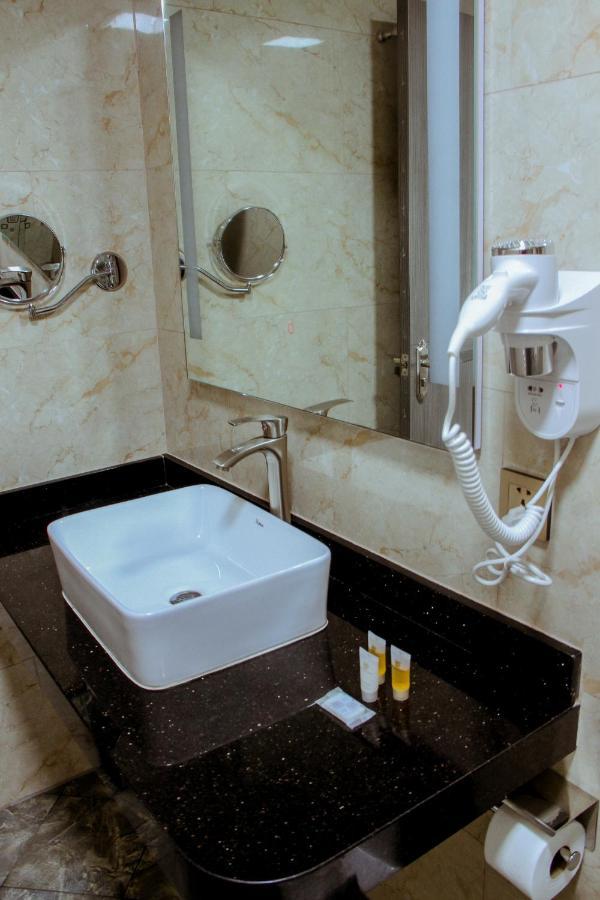 Gold Source Hotel Ліма Екстер'єр фото