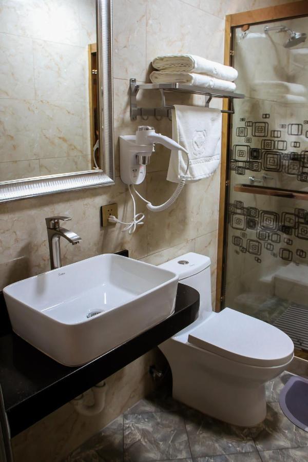 Gold Source Hotel Ліма Екстер'єр фото