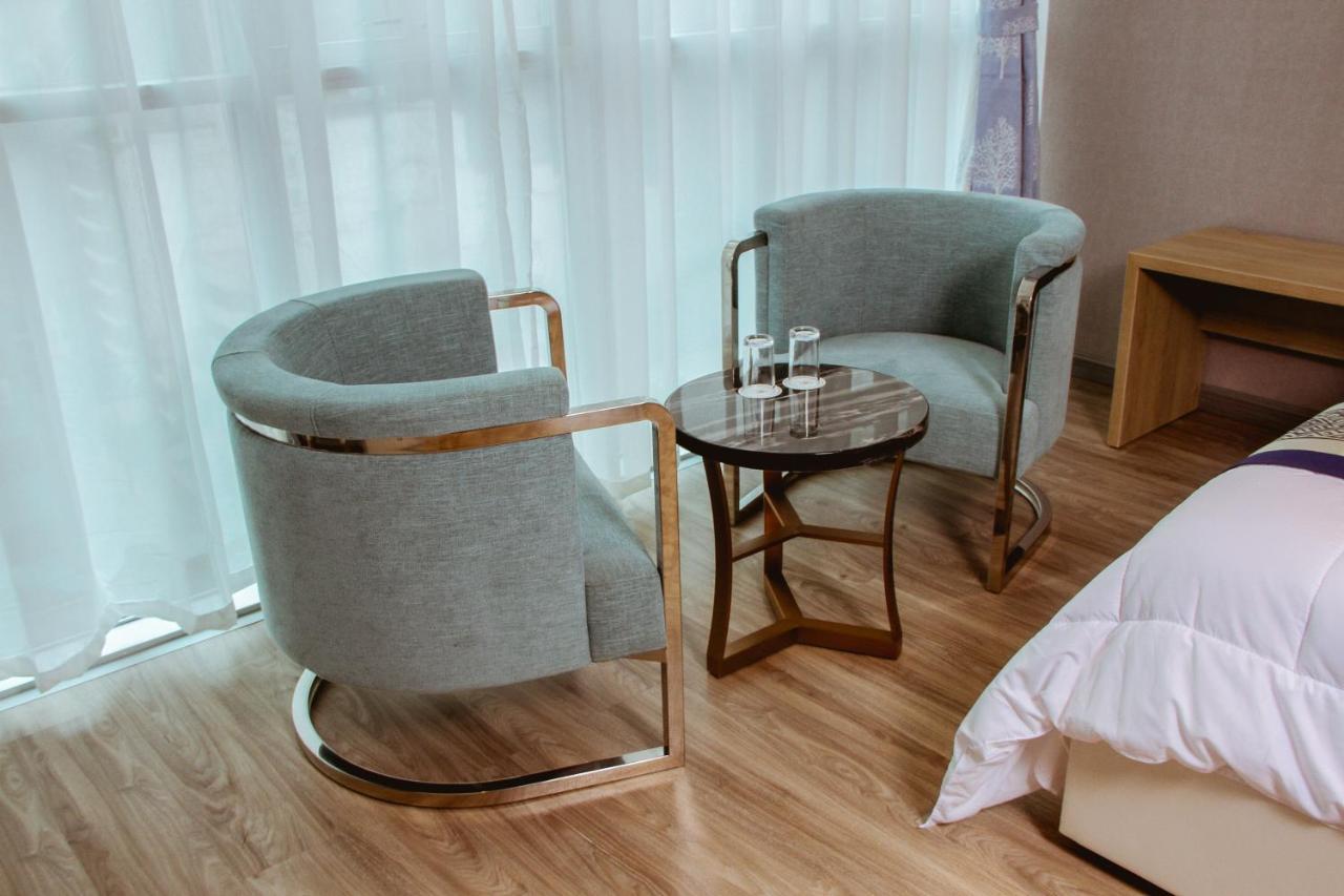 Gold Source Hotel Ліма Екстер'єр фото